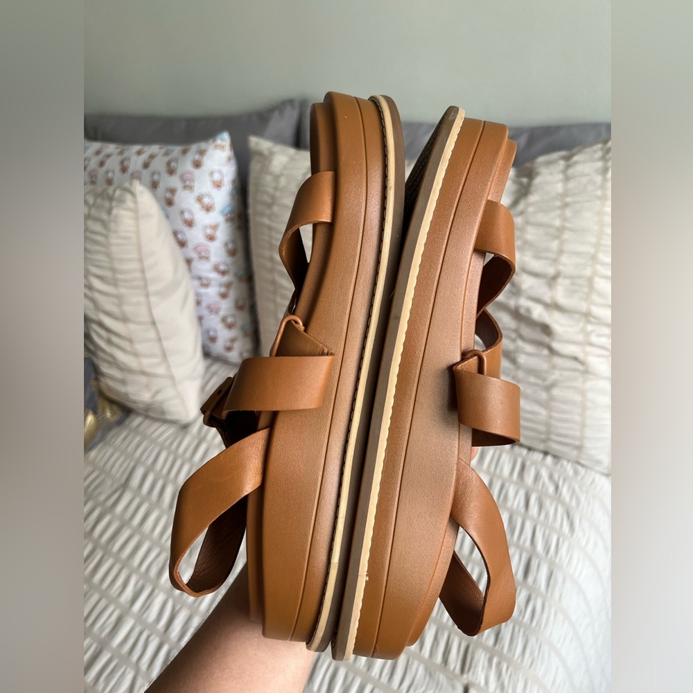 Chaco Townes Midform Sandal - Picture 2 of 4